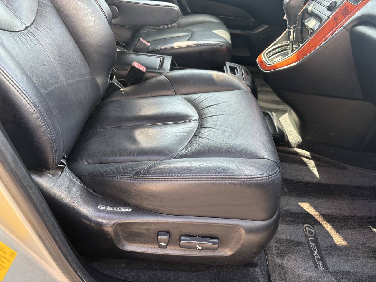 Used 2001 Lexus RX 300 w/ Premium Pkg Plus FWD image 22