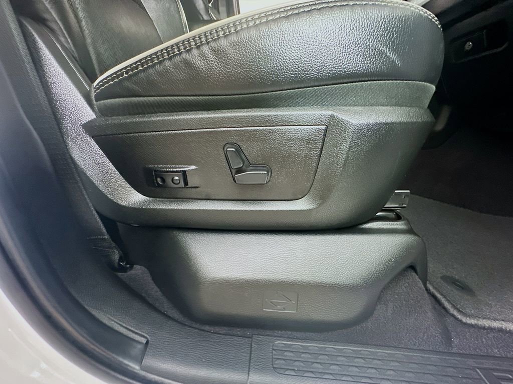 Used 2026 RAM 3500 Laramie image 24