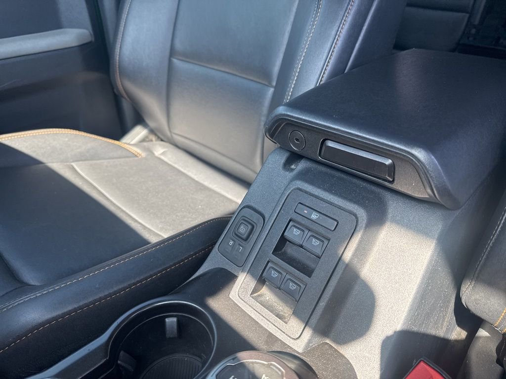 Used 2022 Ford Bronco Badlands image 17