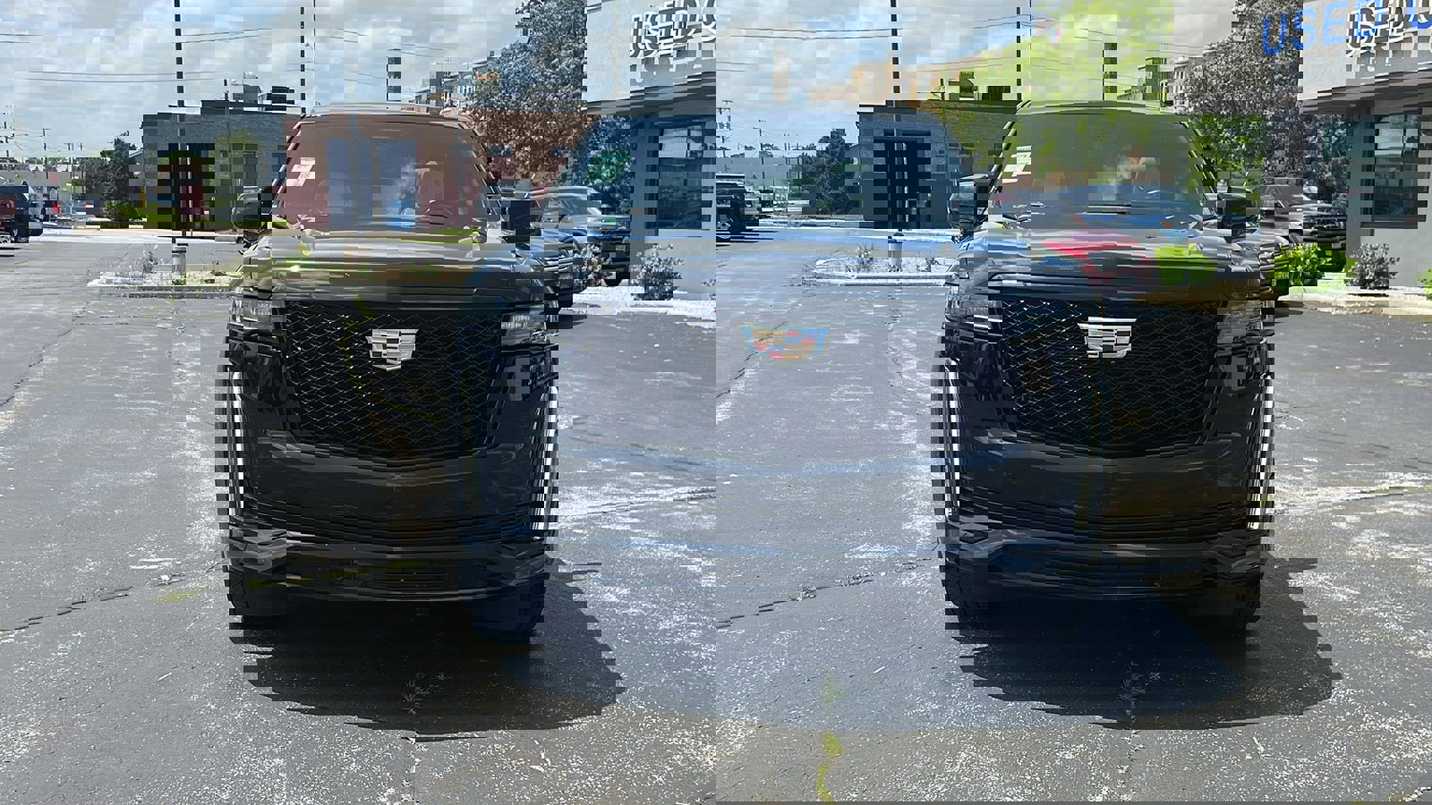 Used 2024 Cadillac Escalade Sport image 3