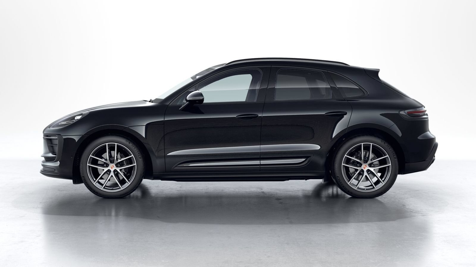New 2026 Porsche Macan AWD/4WD image 3