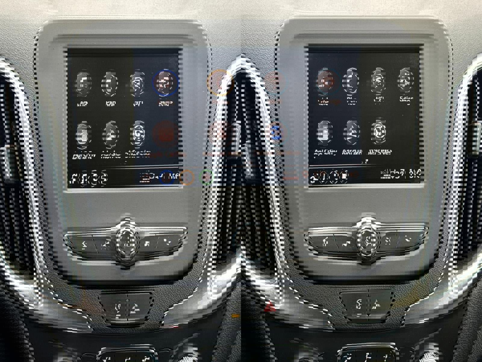 Certified 2024 Chevrolet Equinox LT w/ LPO, Floor Liner Package image 10