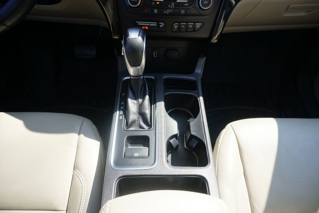 Used 2019 Ford Escape Titanium image 25