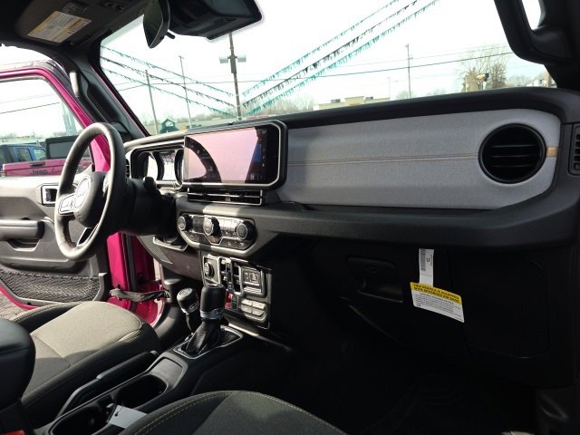 Used 2024 Jeep Gladiator Willys image 43