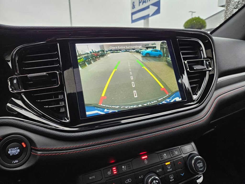 Used 2024 Dodge Durango GT image 28