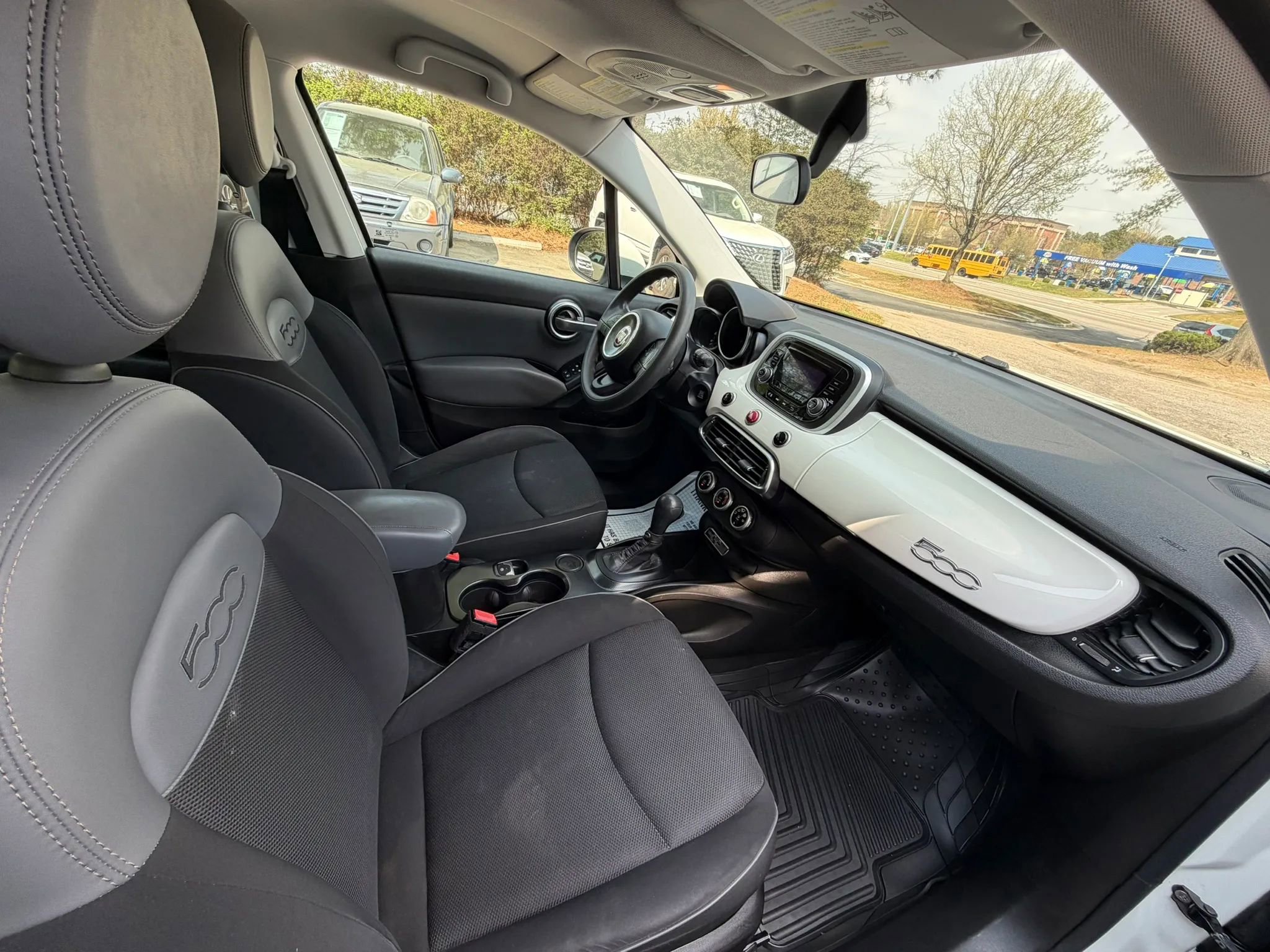 Used 2016 FIAT 500X Pop image 9