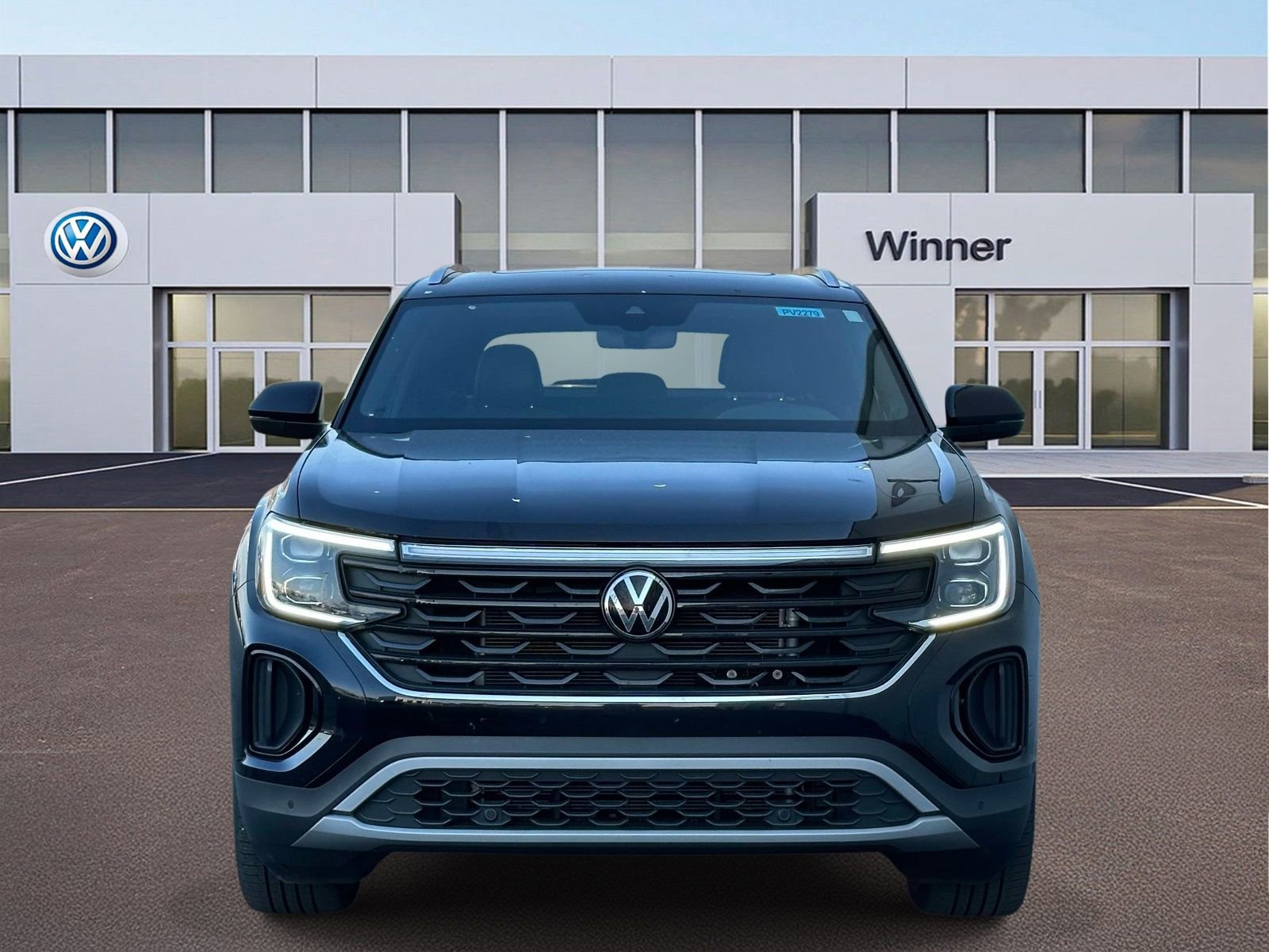 Used 2024 Volkswagen Atlas Cross Sport SE w/ Panoramic Sunroof Package image 6