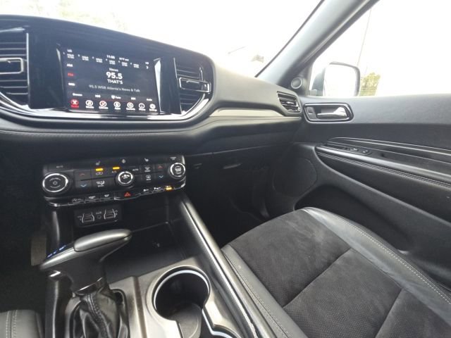 Used 2022 Dodge Durango GT image 27