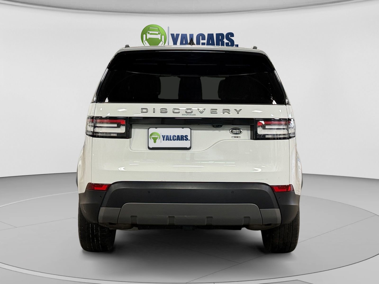 Used 2018 Land Rover Discovery SE AWD/4WD image 4