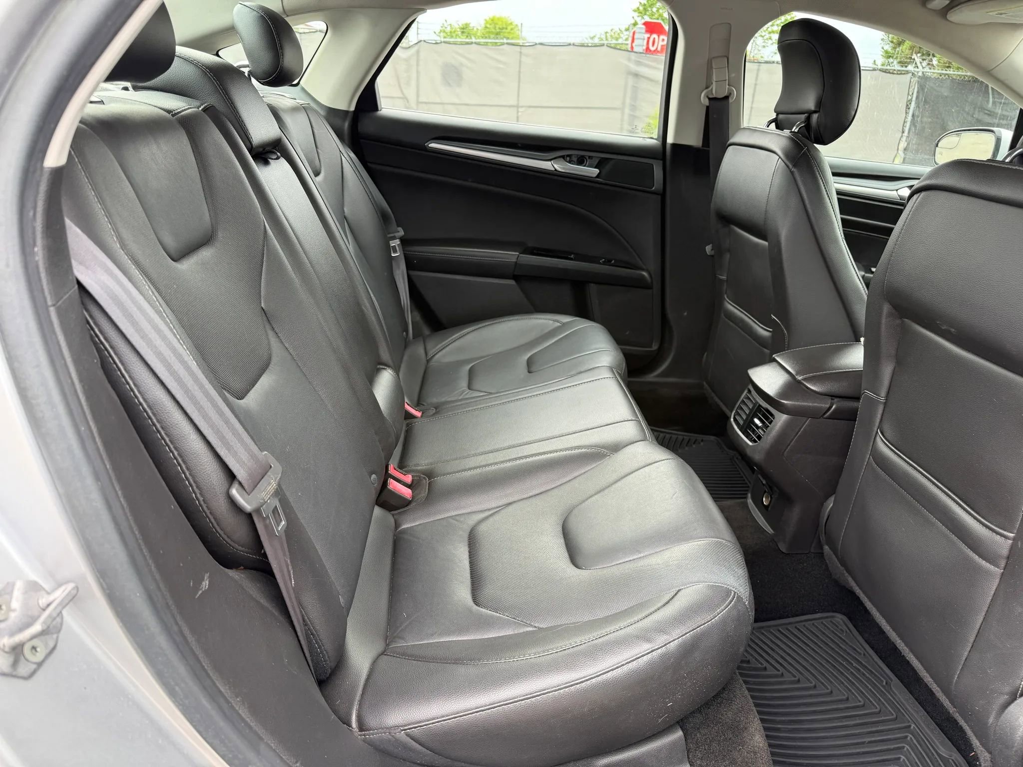 Used 2014 Ford Fusion Titanium AWD/4WD image 20