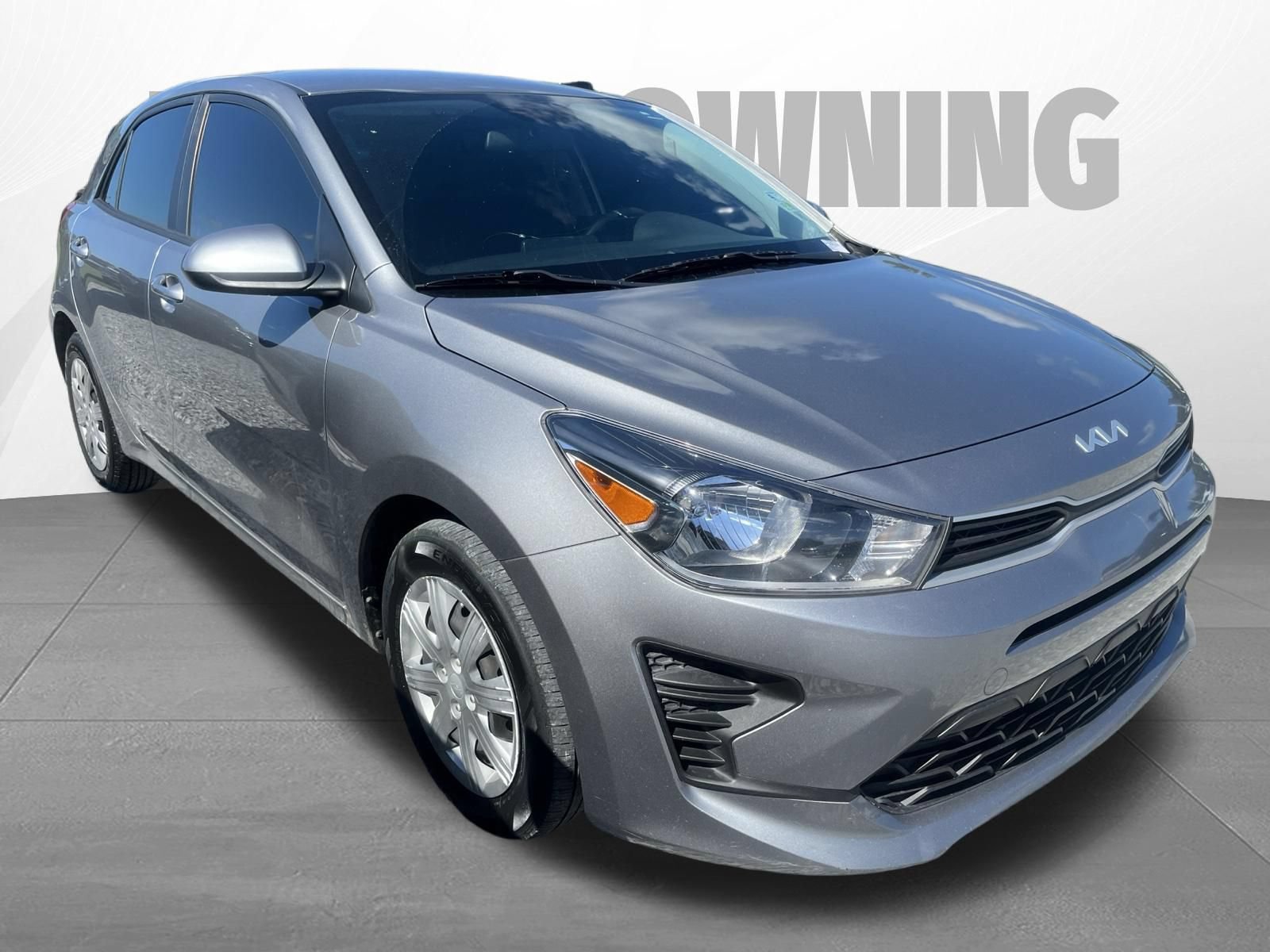 Used 2023 Kia Rio S FWD image 3
