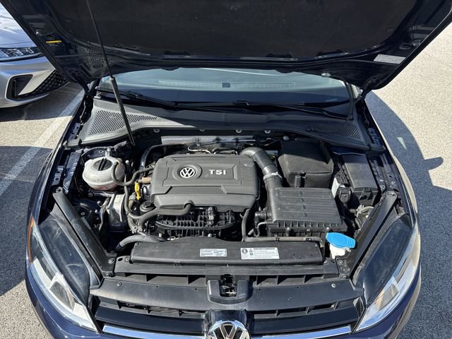 Used 2017 Volkswagen Golf Wolfsburg Edition image 29