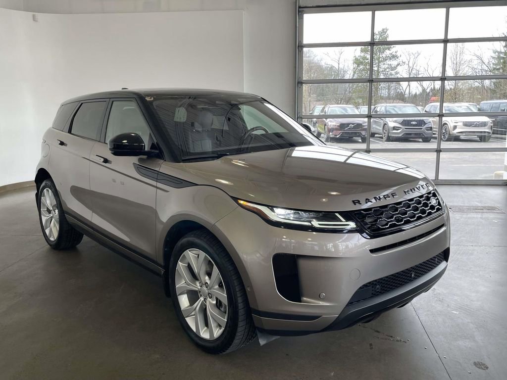 Used 2021 Land Rover Range Rover Evoque S image 3