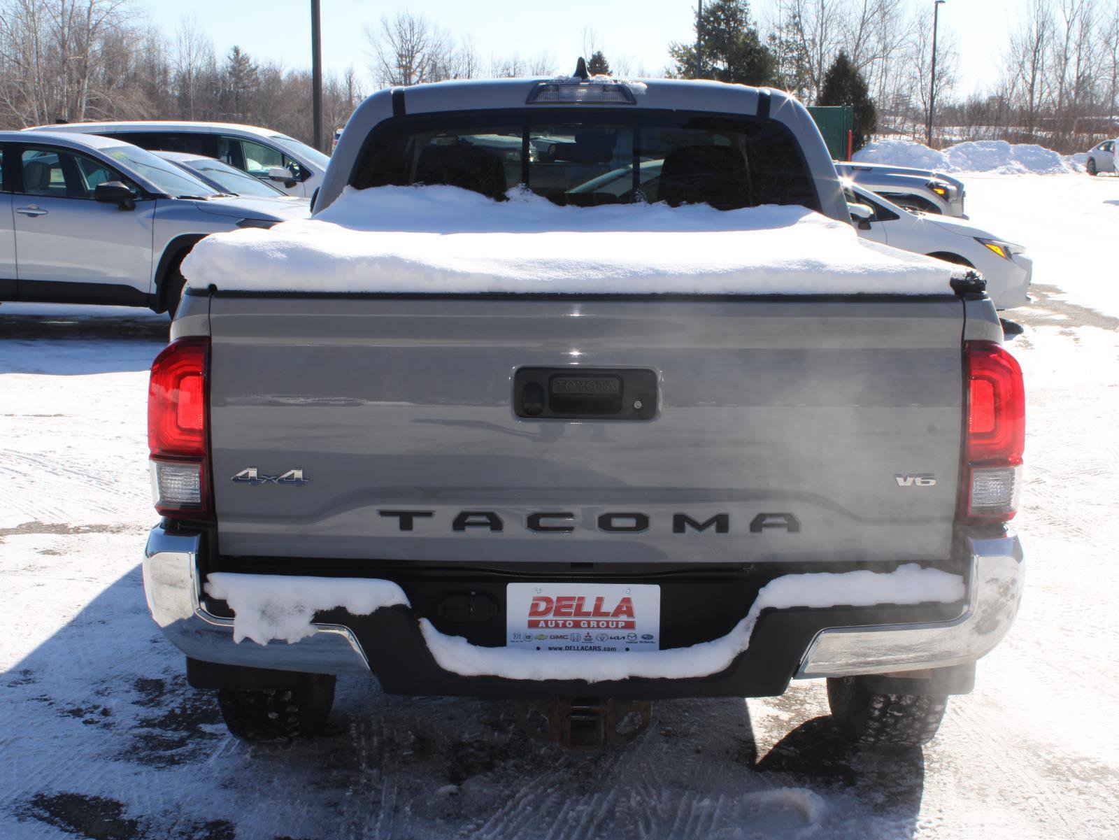 Certified 2021 Toyota Tacoma SR5 image 6