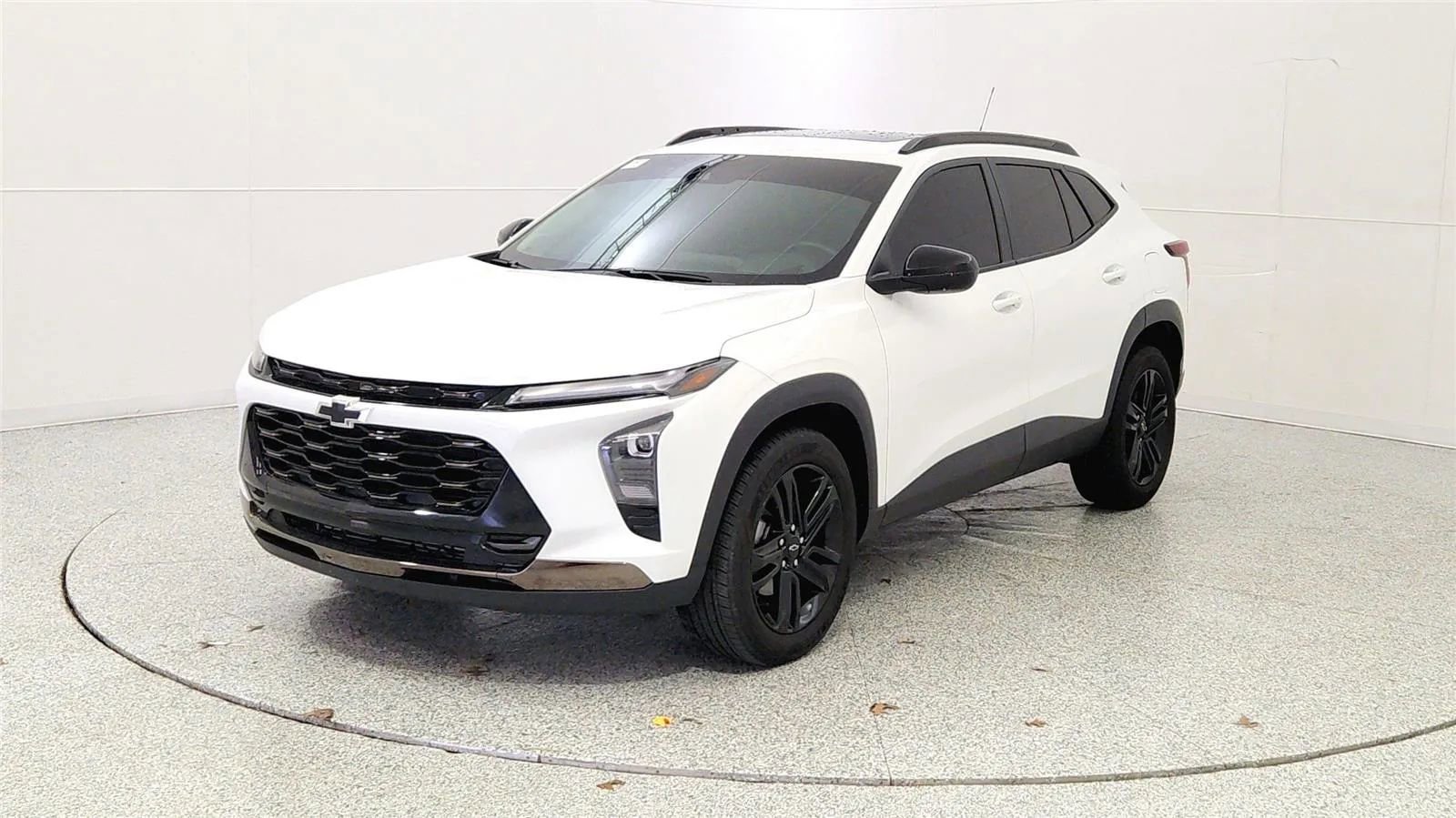 Used 2025 Chevrolet Trax ACTIV w/ Sunroof Package image 3