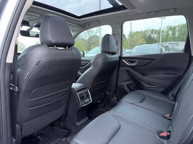 Used 2023 Subaru Forester Touring w/ Popular Package #3 image 12