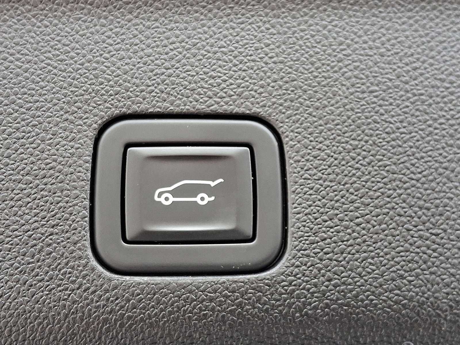 Certified 2021 Chevrolet Tahoe RST image 33