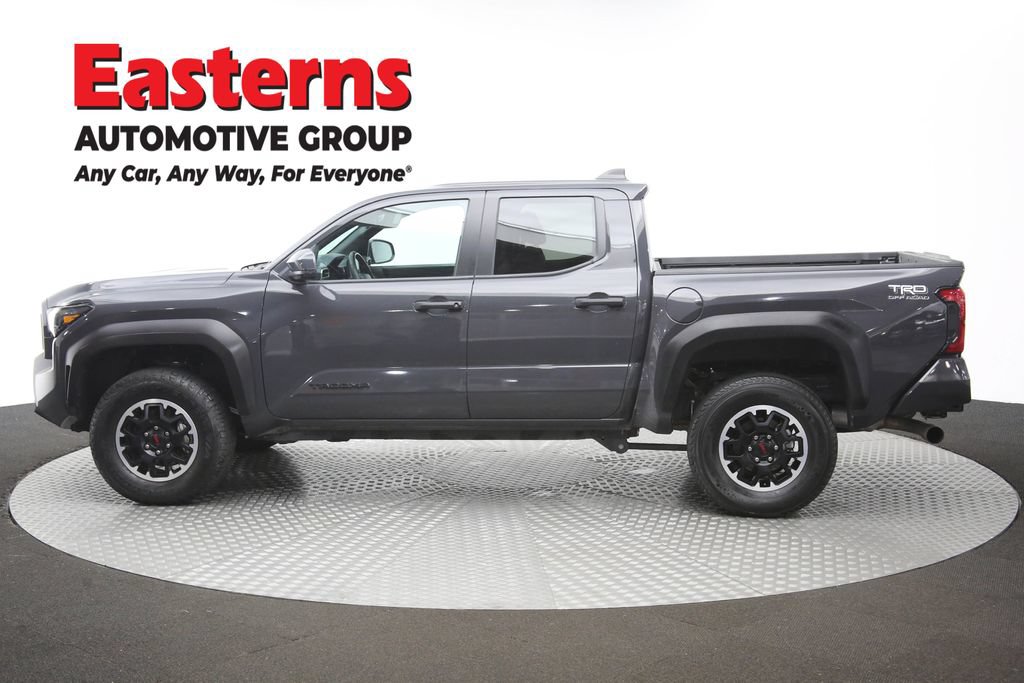 Used 2025 Toyota Tacoma TRD Off-Road AWD/4WD image 58