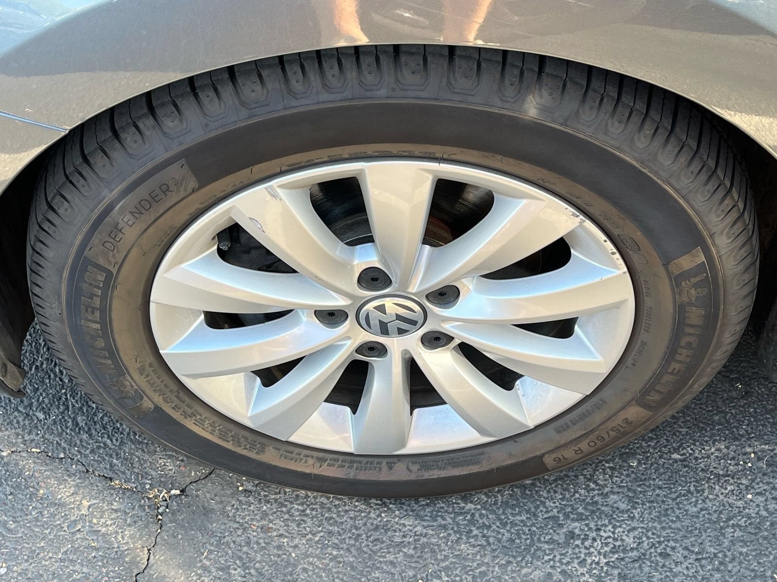 Used 2018 Volkswagen Beetle 2.0T S FWD image 8