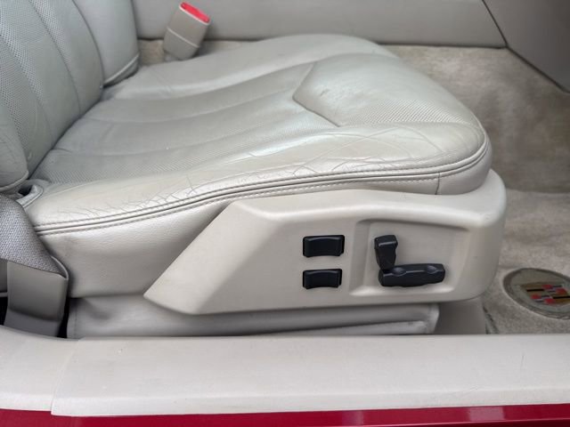 Used 2004 Cadillac XLR image 24
