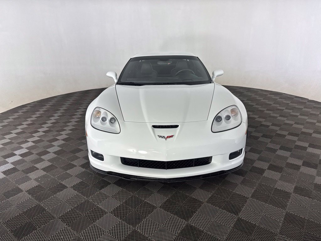 Used 2012 Chevrolet Corvette Grand Sport w/ 3LT Preferred Equipment Group RWD image 3
