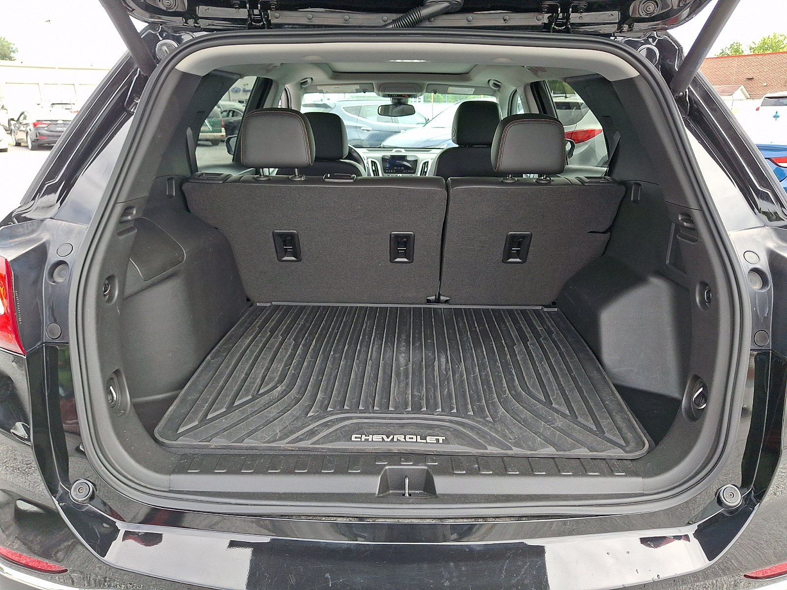 Used 2021 Chevrolet Equinox Premier AWD/4WD image 30