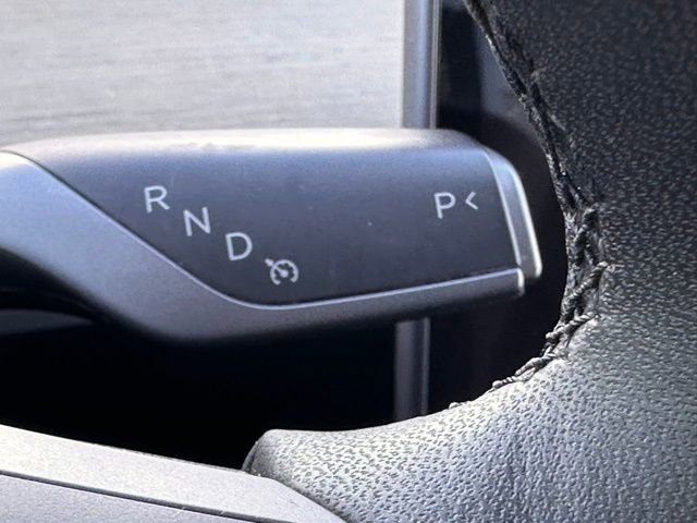 Used 2023 Tesla Model Y Long Range image 13