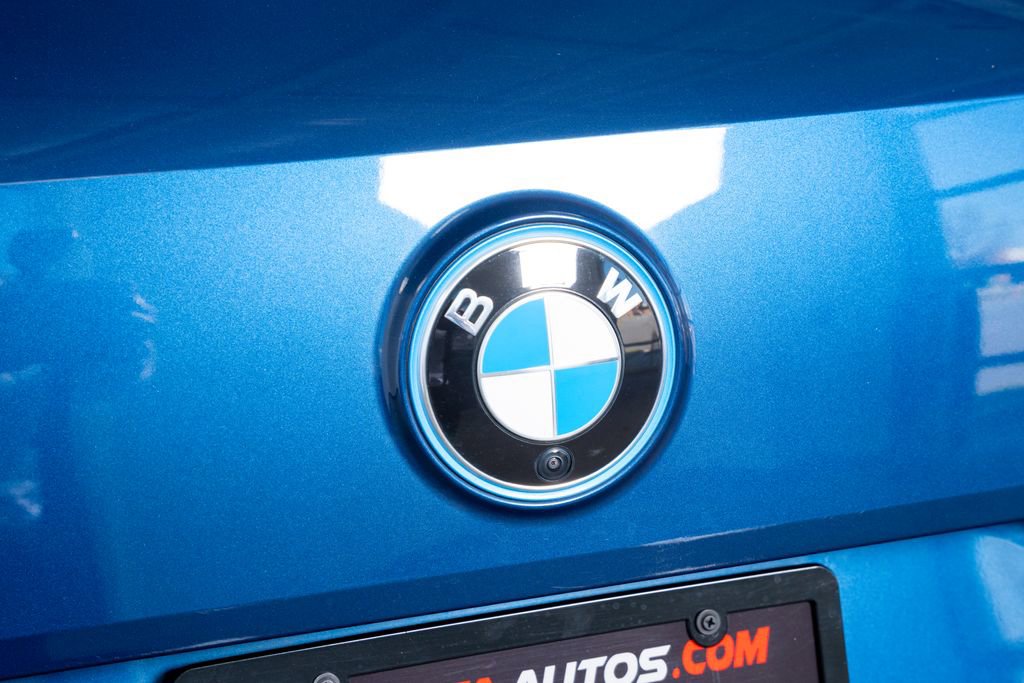 Used 2023 BMW iX xDrive50 w/ Premium Package AWD/4WD image 26