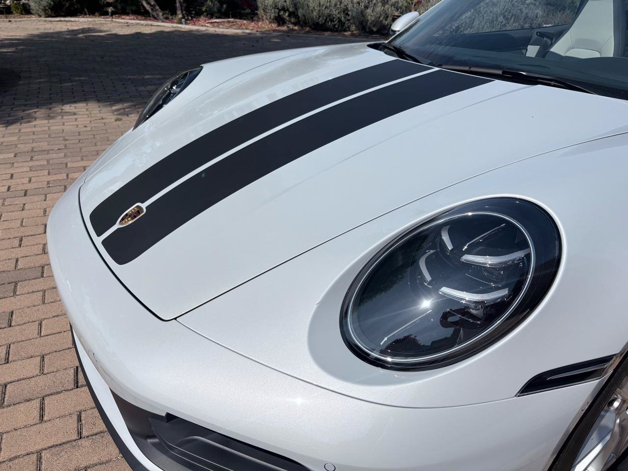 Used 2025 Porsche 911 Carrera RWD image 5