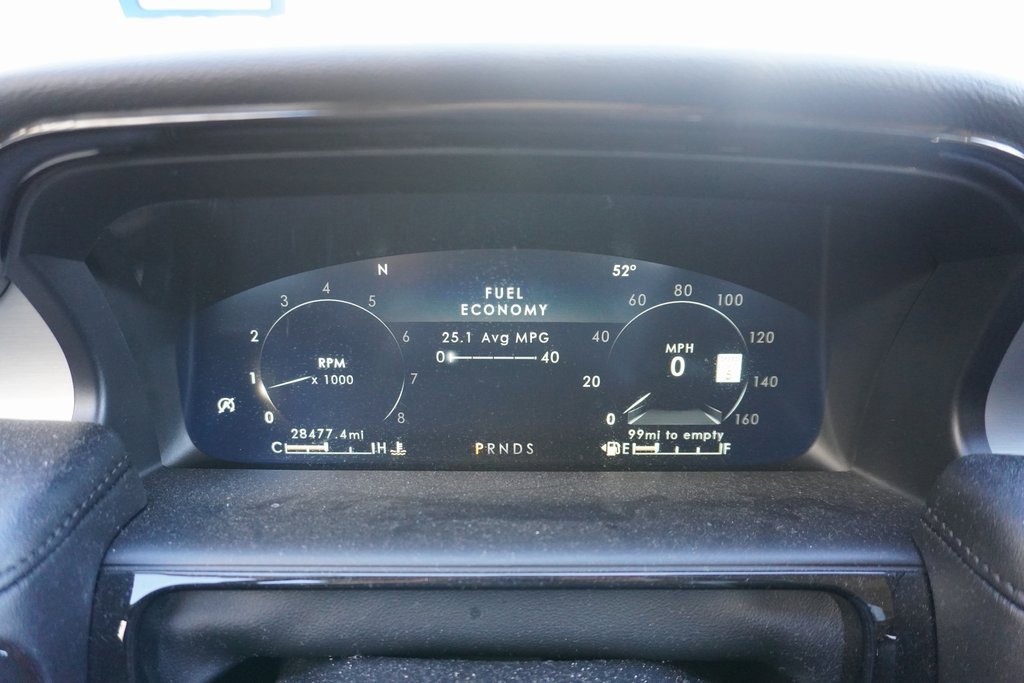 Used 2021 Lincoln Nautilus FWD w/ Equipment Group 101A image 11