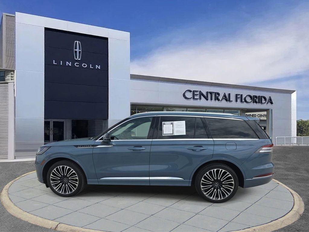 Used 2025 Lincoln Aviator Black Label image 8
