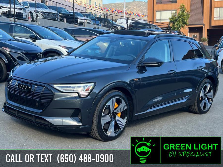 Used 2023 Audi e-tron Premium Plus w/ Premium Plus Package image 1