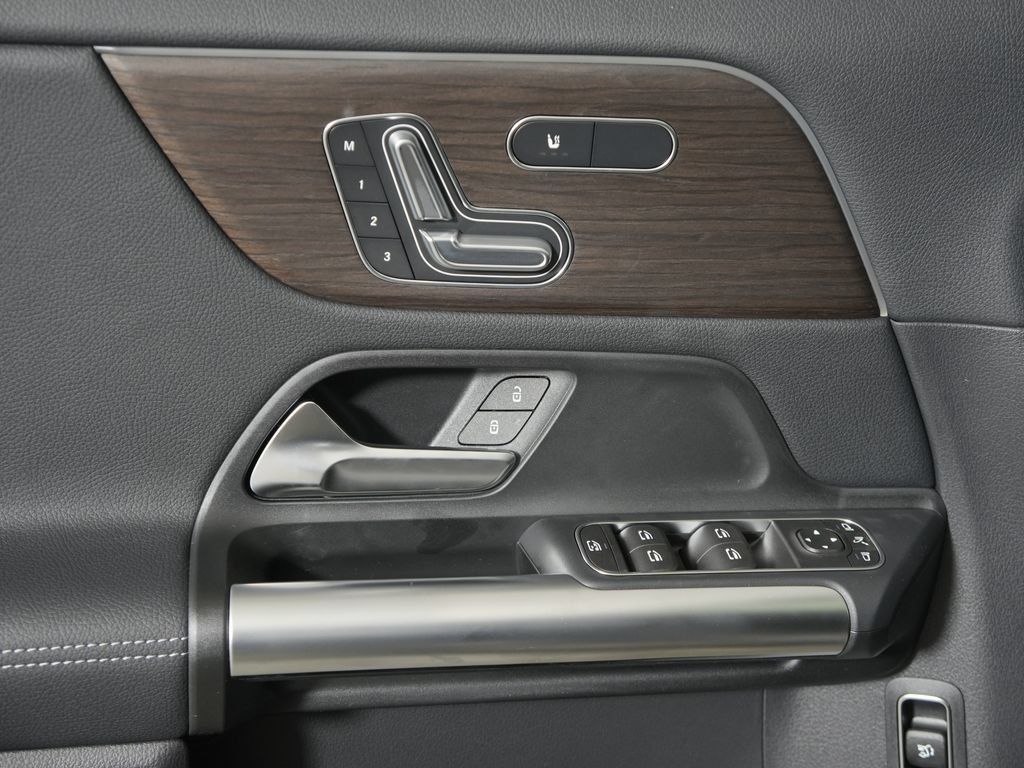 New 2026 Mercedes-Benz GLA 250 4MATIC image 24