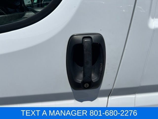 Used 2023 RAM ProMaster 2500 w/ Driver Convenience Group FWD image 13