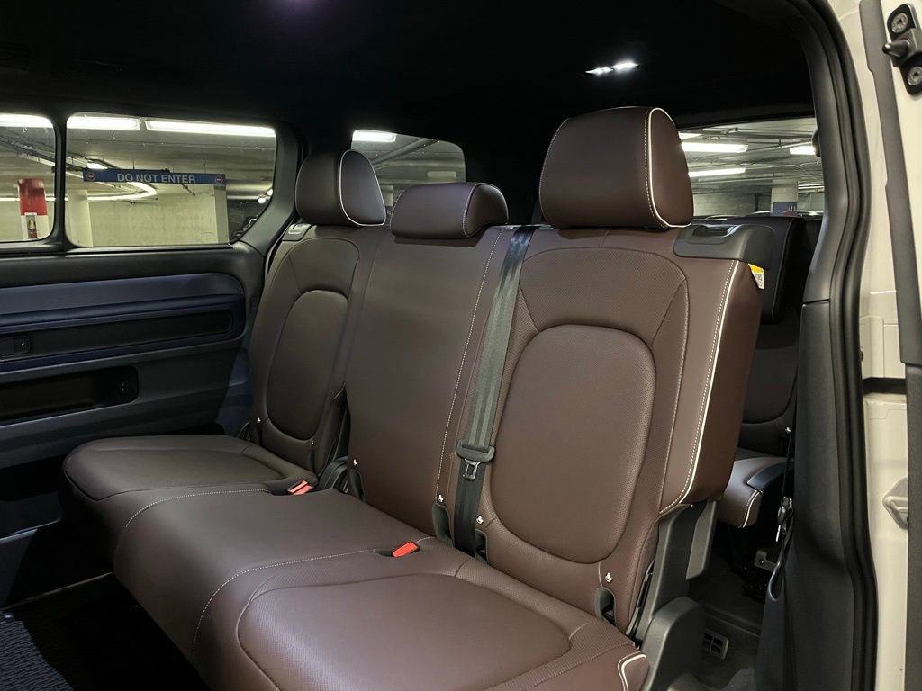 New 2025 Volkswagen ID. Buzz Pro S RWD image 21