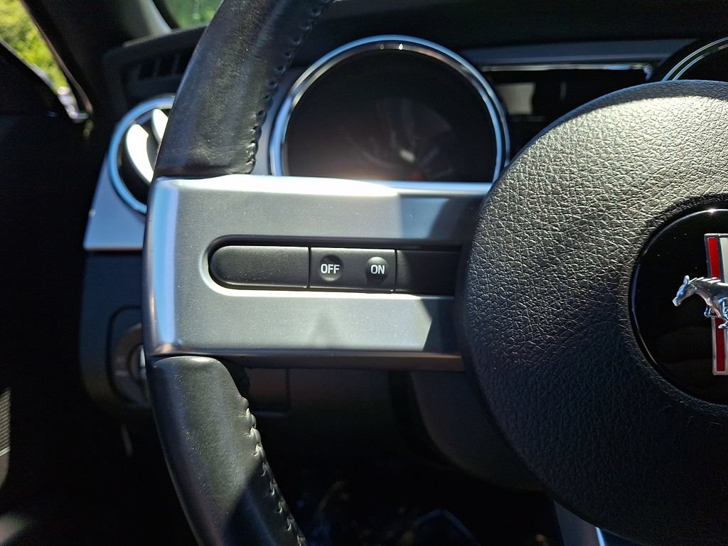 Used 2008 Ford Mustang GT Premium RWD image 19