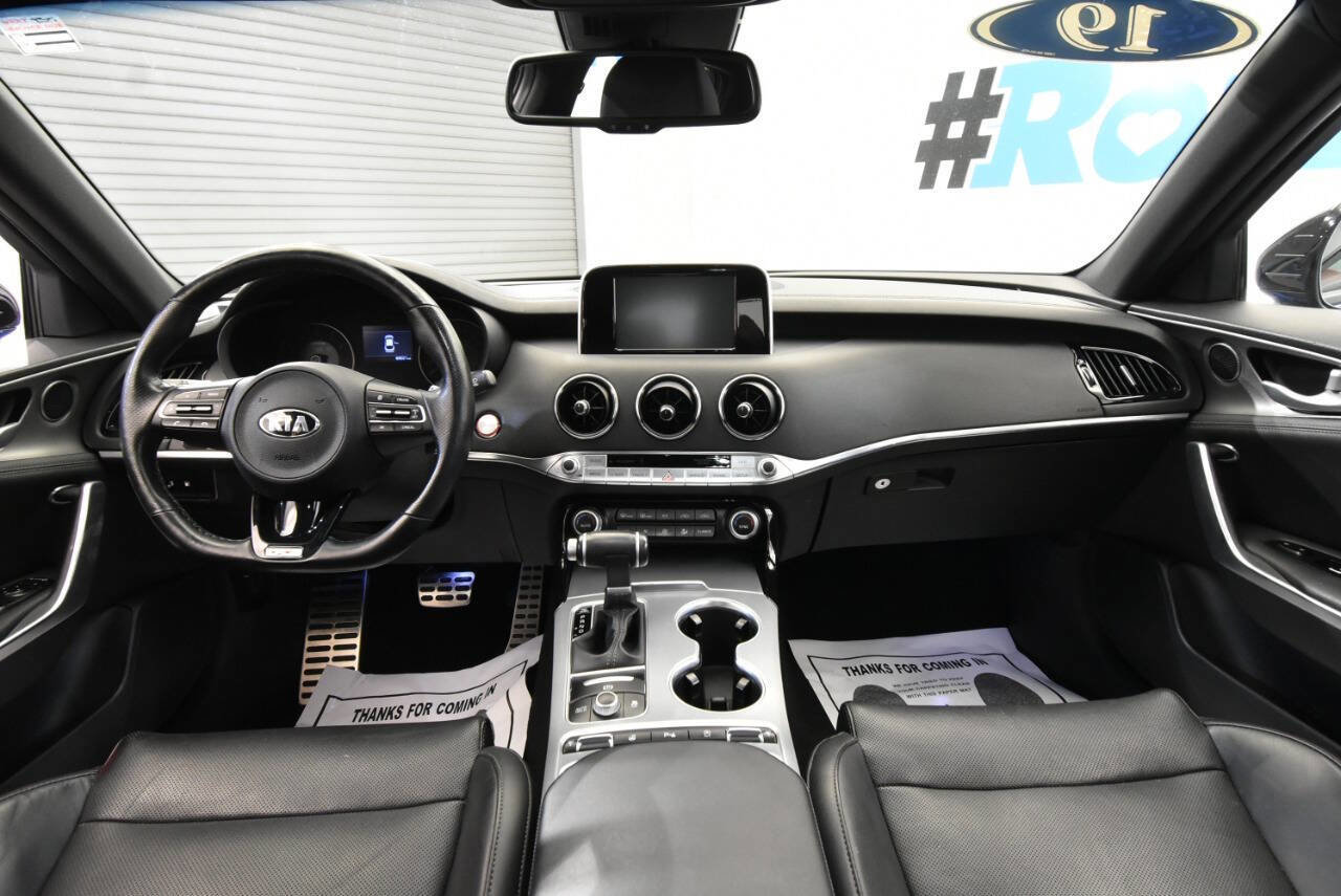 Used 2019 Kia Stinger GT image 18