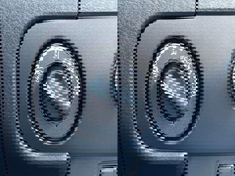 New 2026 Nissan Frontier S image 29