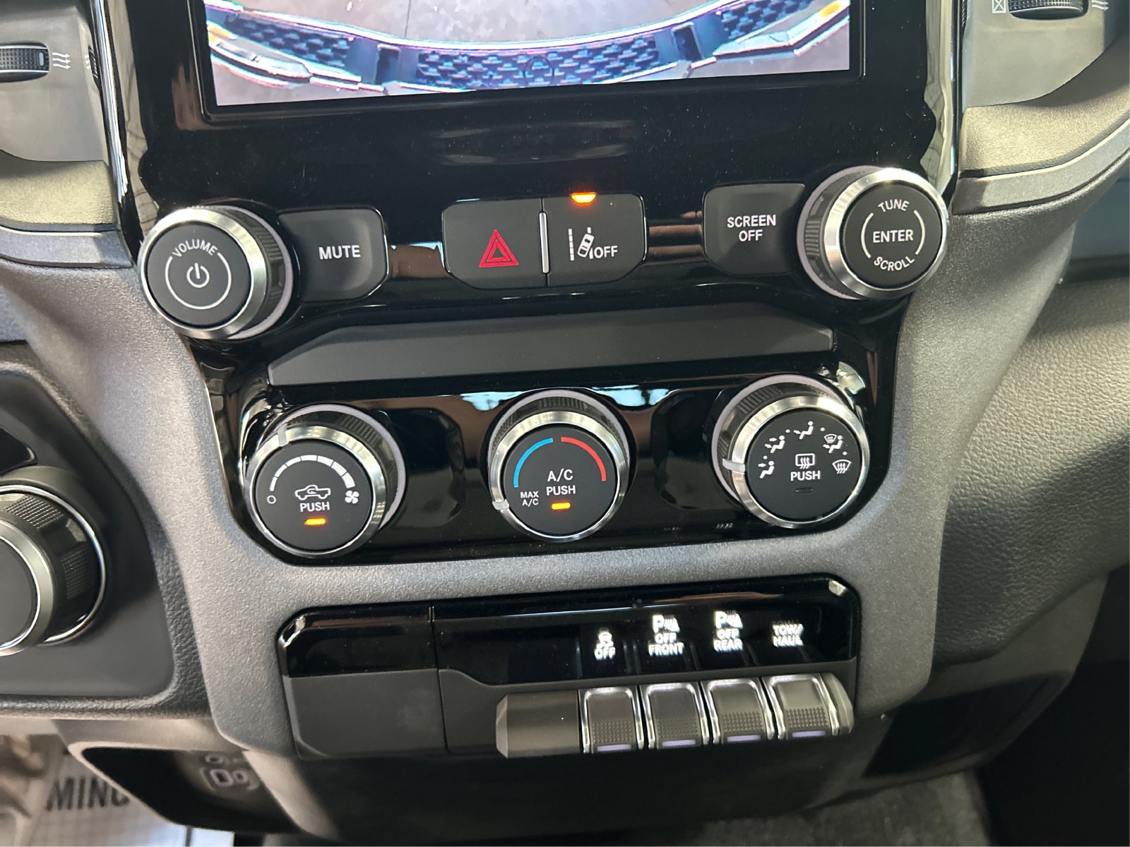 New 2026 RAM 1500 Tradesman AWD/4WD image 26