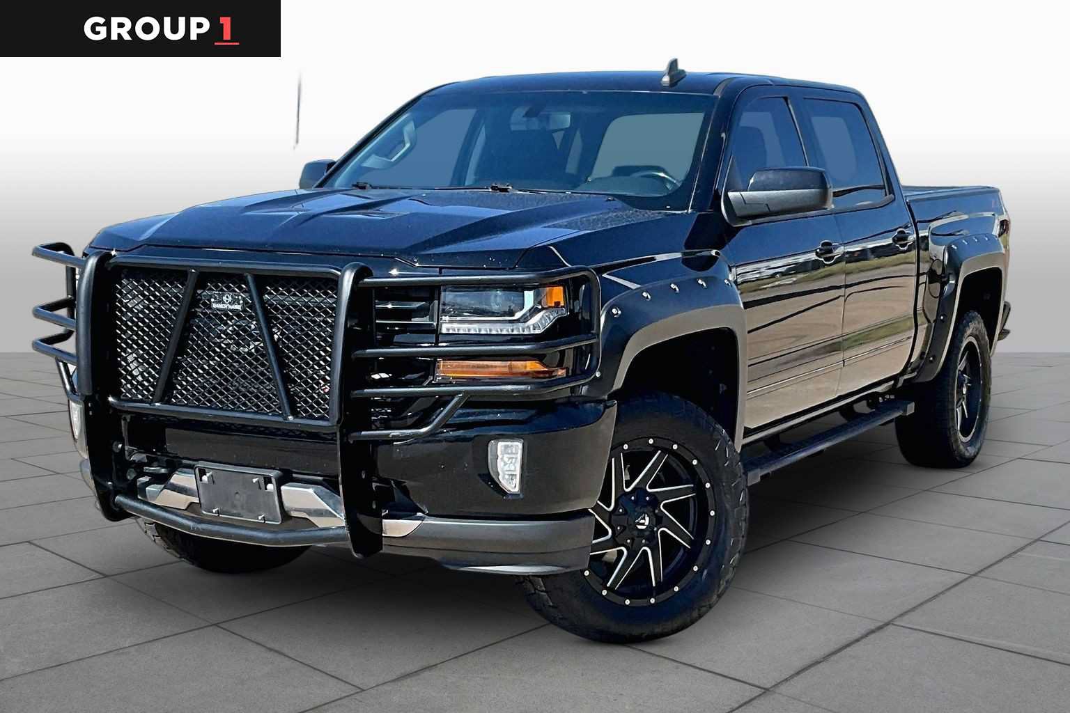Used 2018 Chevrolet Silverado 1500 LT w/ Texas Edition AWD/4WD image 1