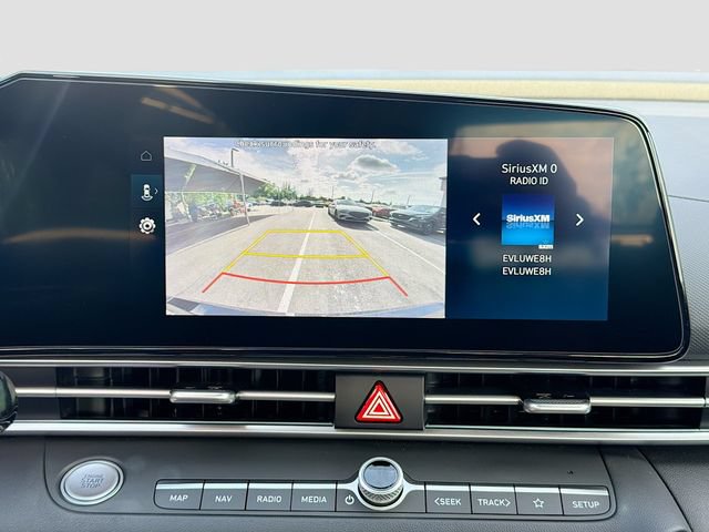 Certified 2025 Hyundai Elantra SEL FWD image 14