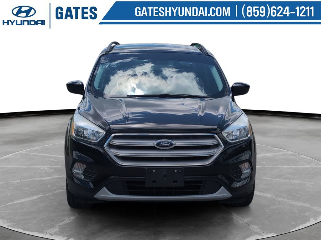 Used 2018 Ford Escape SE FWD image 4