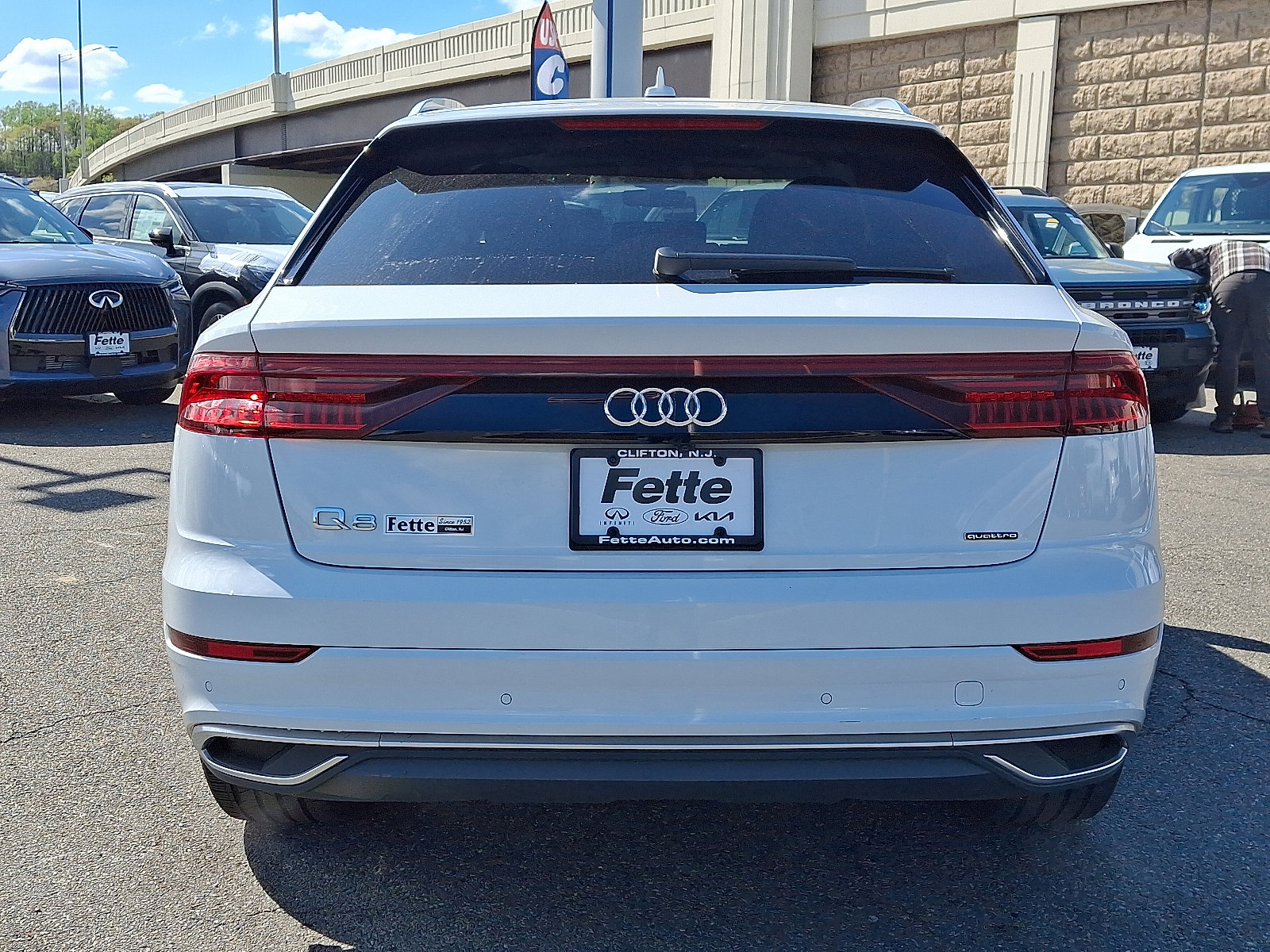 Used 2019 Audi Q8 Premium Plus AWD/4WD image 5