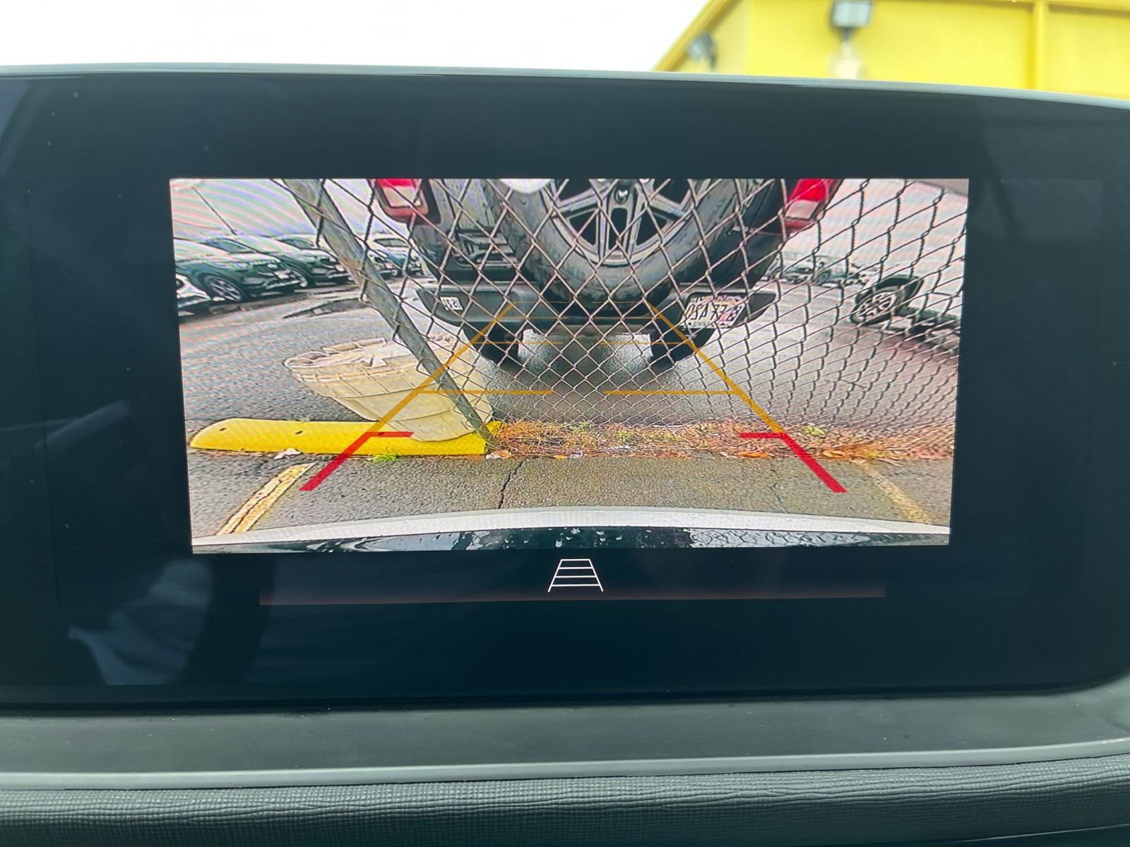 Used 2025 Buick Envista Sport Touring image 24