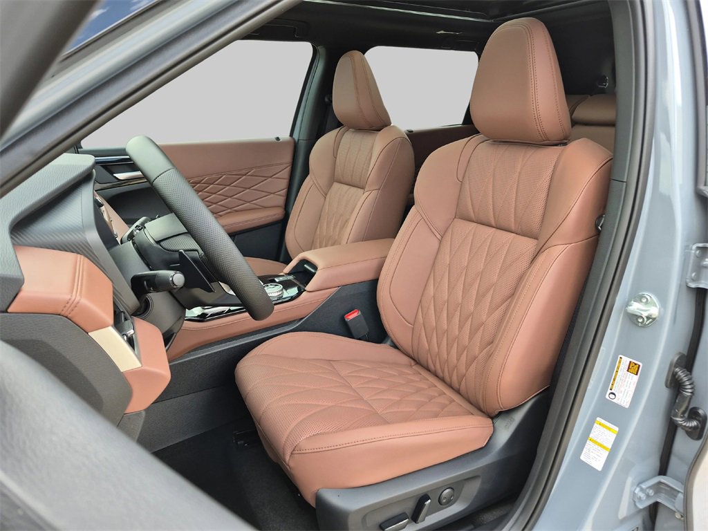 New 2025 Mitsubishi Outlander SEL image 10