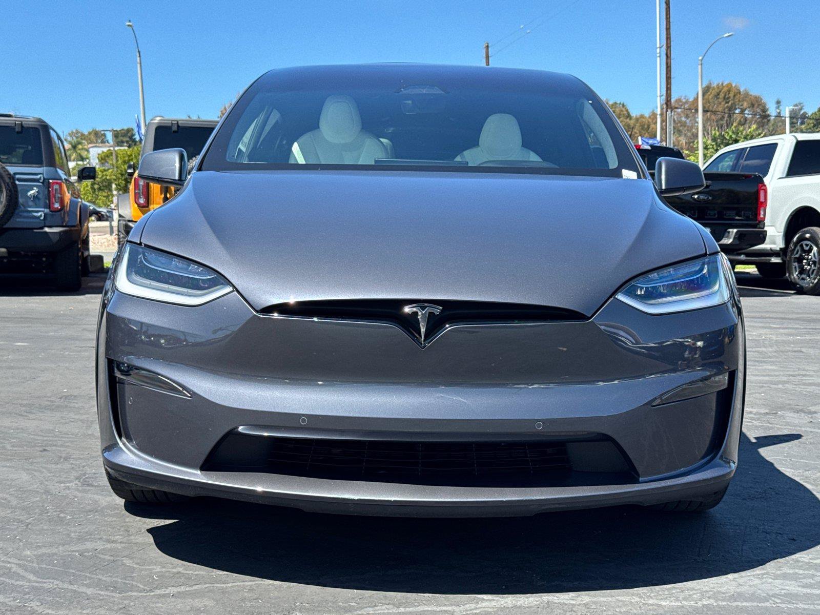 Used 2023 Tesla Model X AWD/4WD image 5
