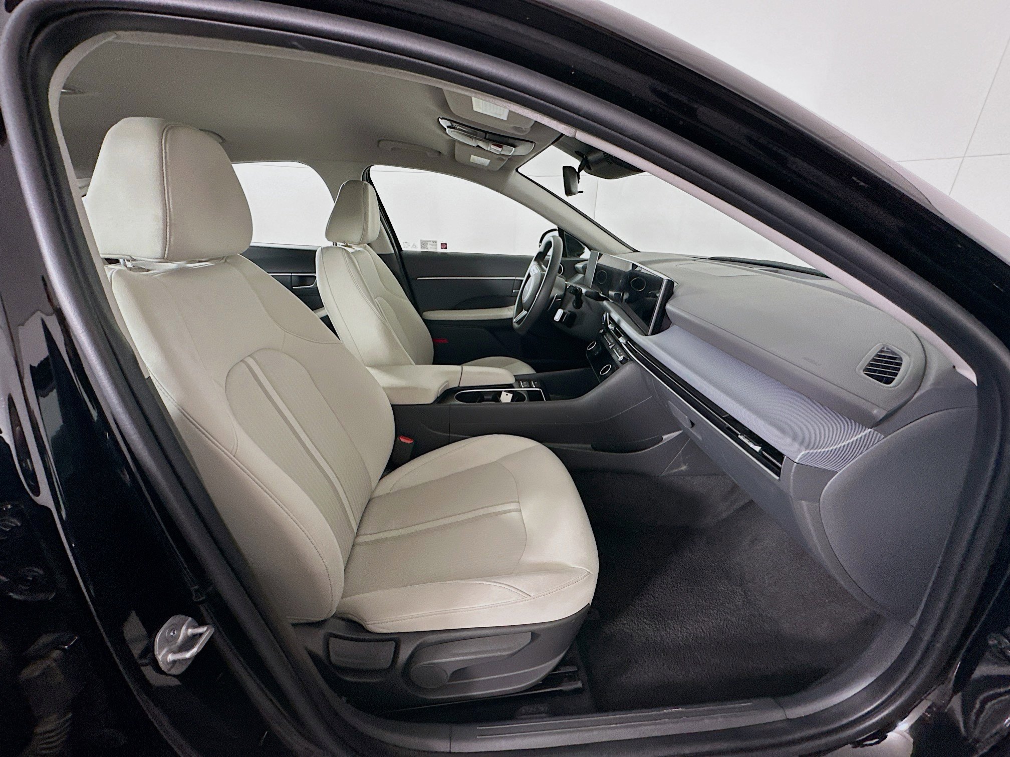 Used 2025 Hyundai Sonata SEL image 29