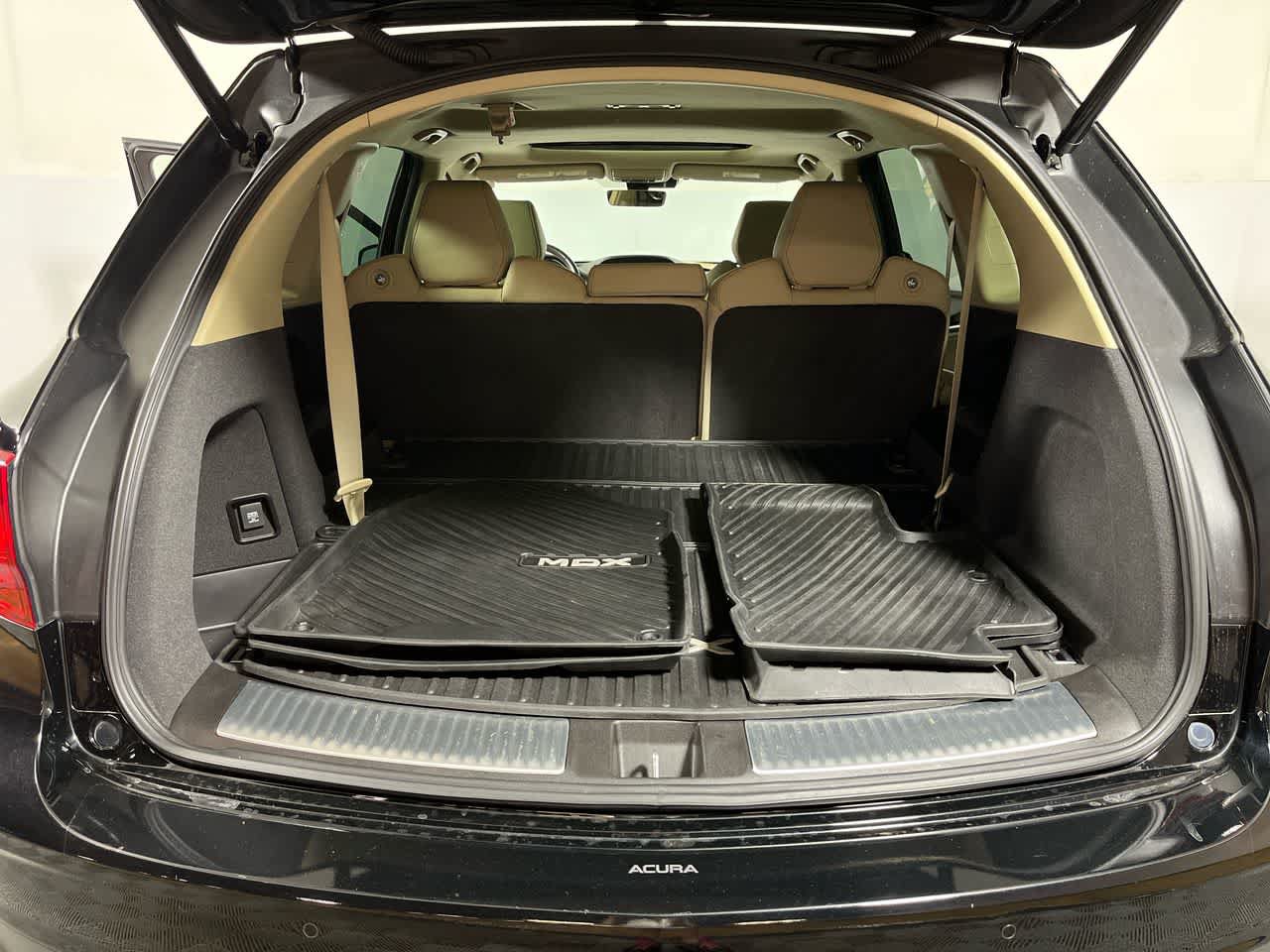 Used 2020 Acura MDX w/ Technology Package AWD/4WD image 30