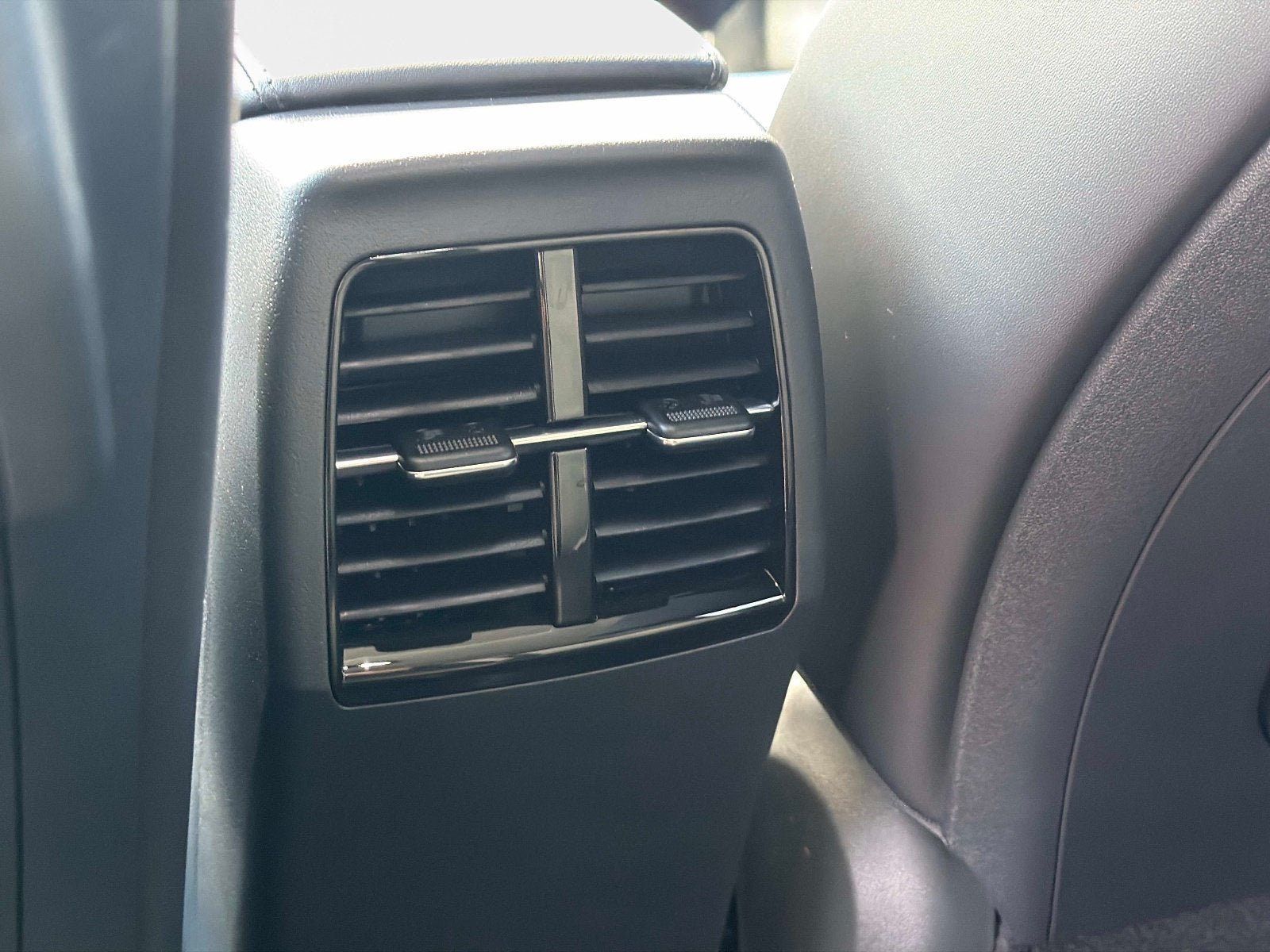 New 2026 Kia Niro FWD image 13