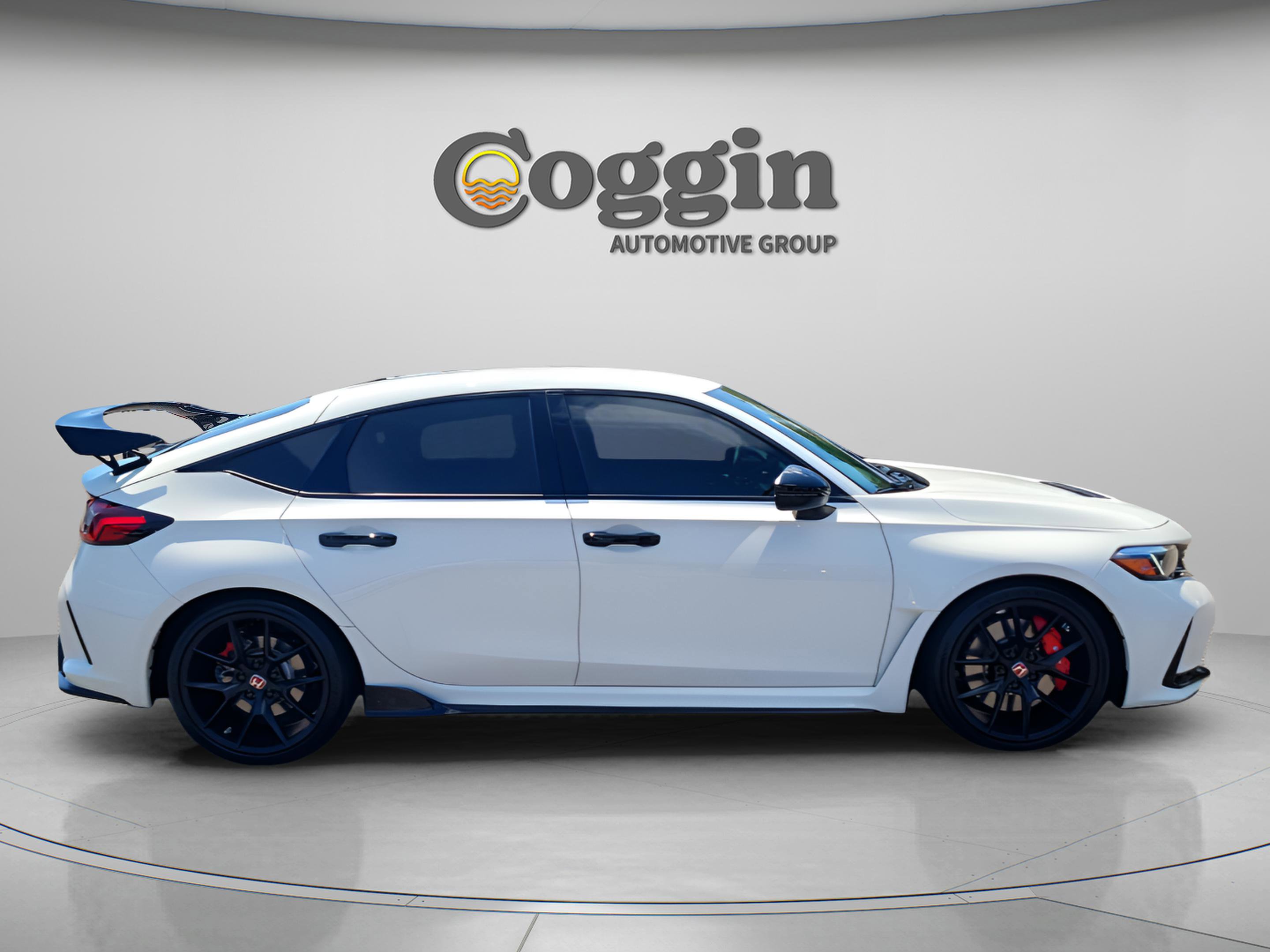 Used 2023 Honda Civic Type R image 6